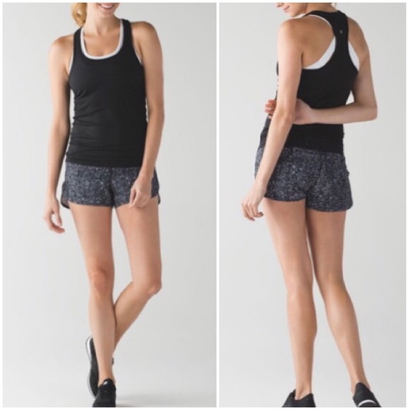 lululemon athletica Pants - 🍋 Lululemon Speed Shorts Size 4 Like 🆕